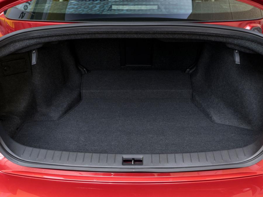  Infiniti Q50 2.0t 2014 года  (UK) (фото 8 из 11)